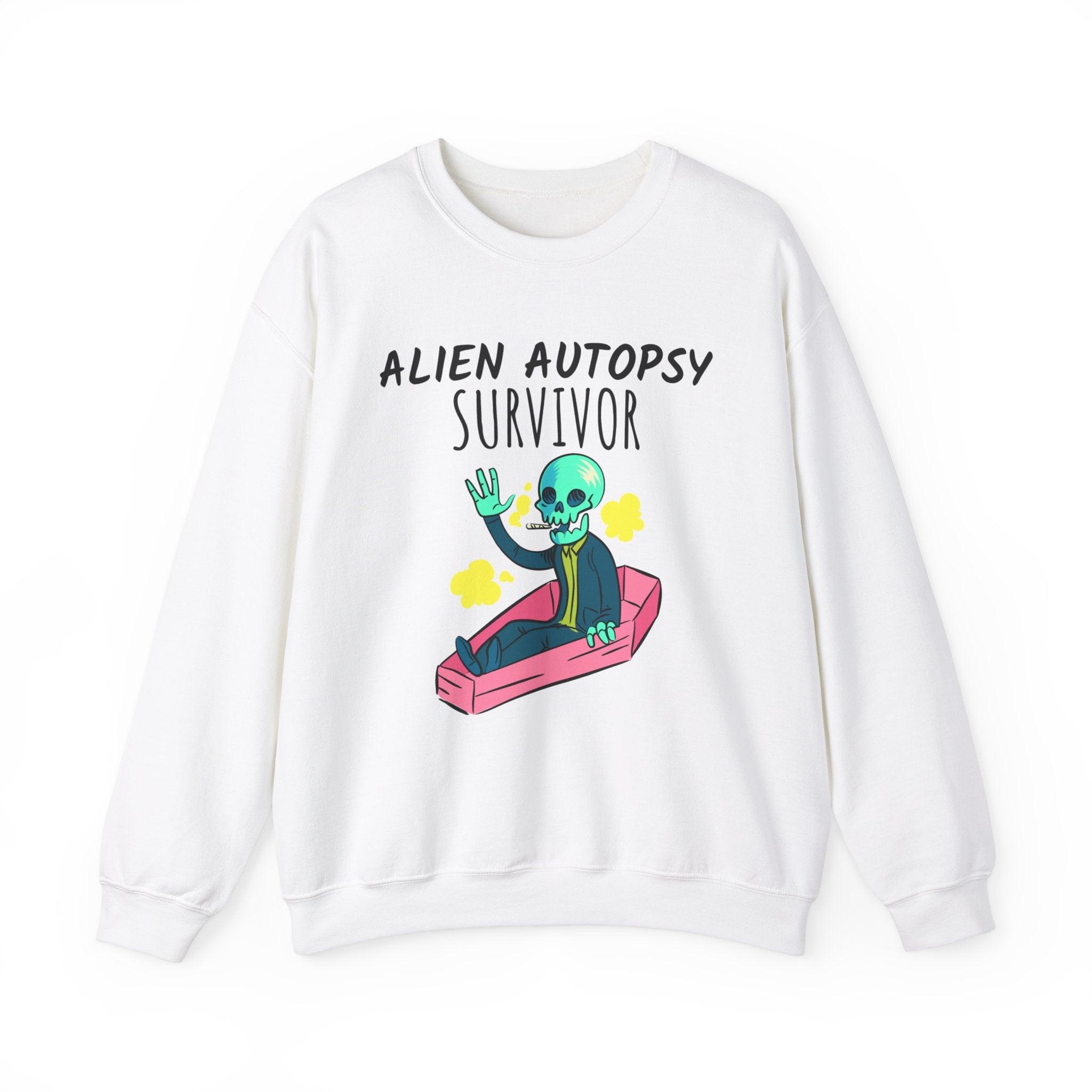 Alien Autopsy Survivor - Sweatshirt - Witty Twisters T-Shirts