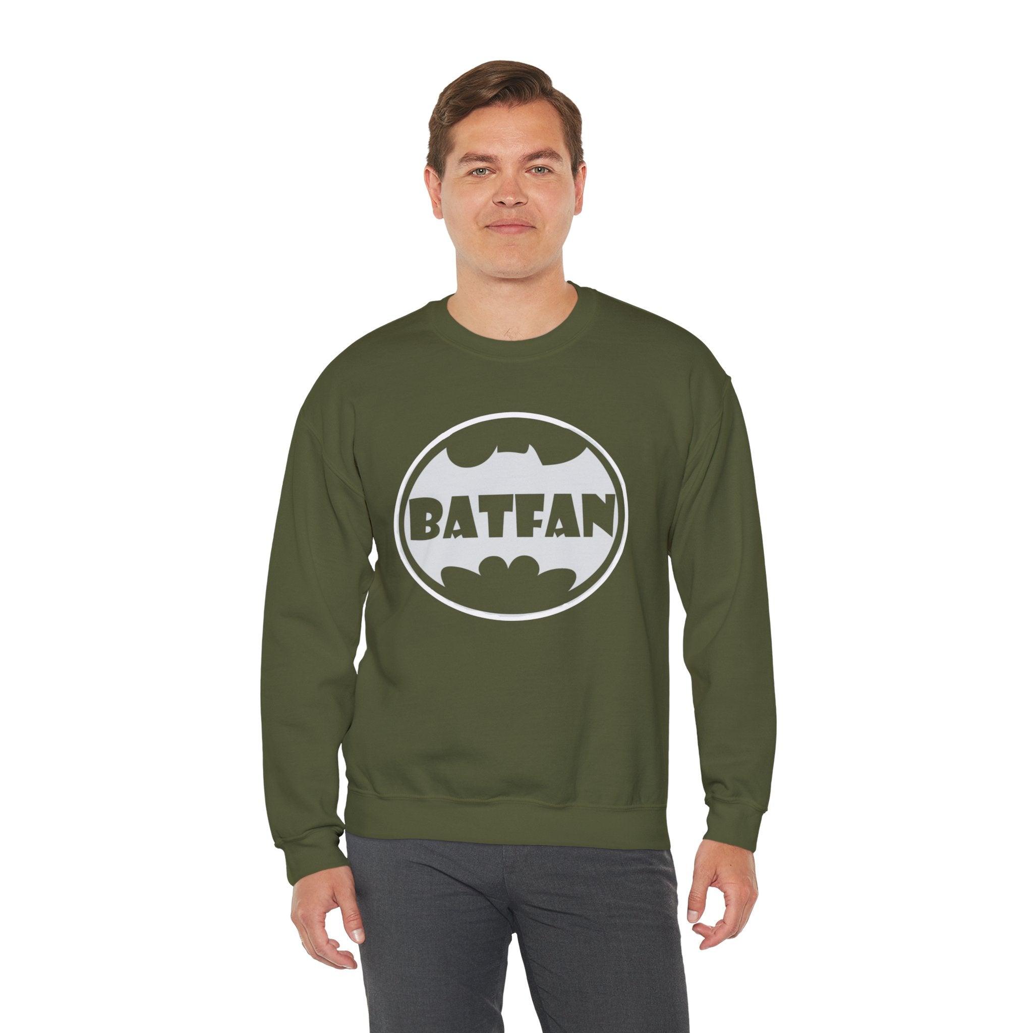 Batfan - Sweatshirt - Witty Twisters Fashions