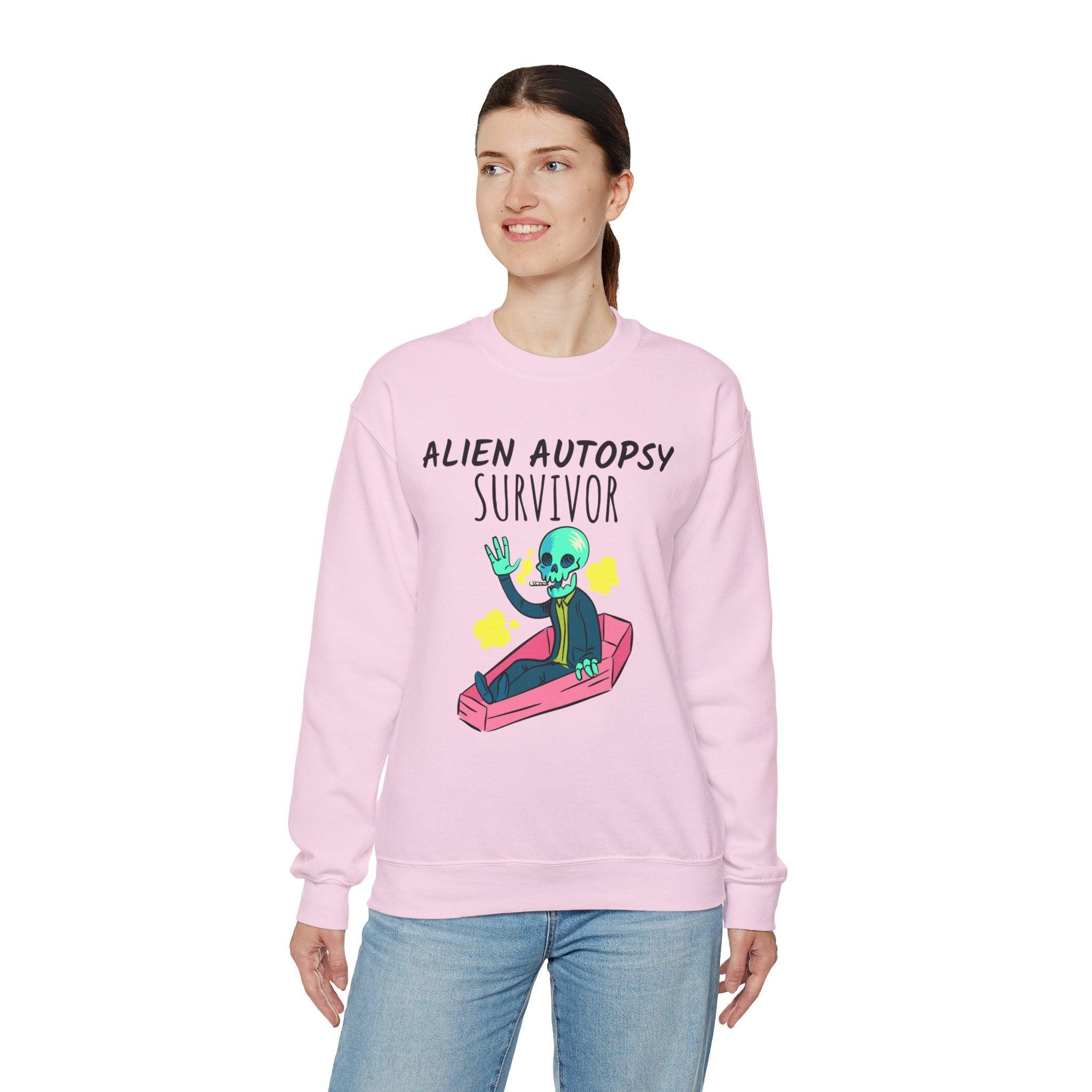 Alien Autopsy Survivor - Sweatshirt - Witty Twisters T-Shirts