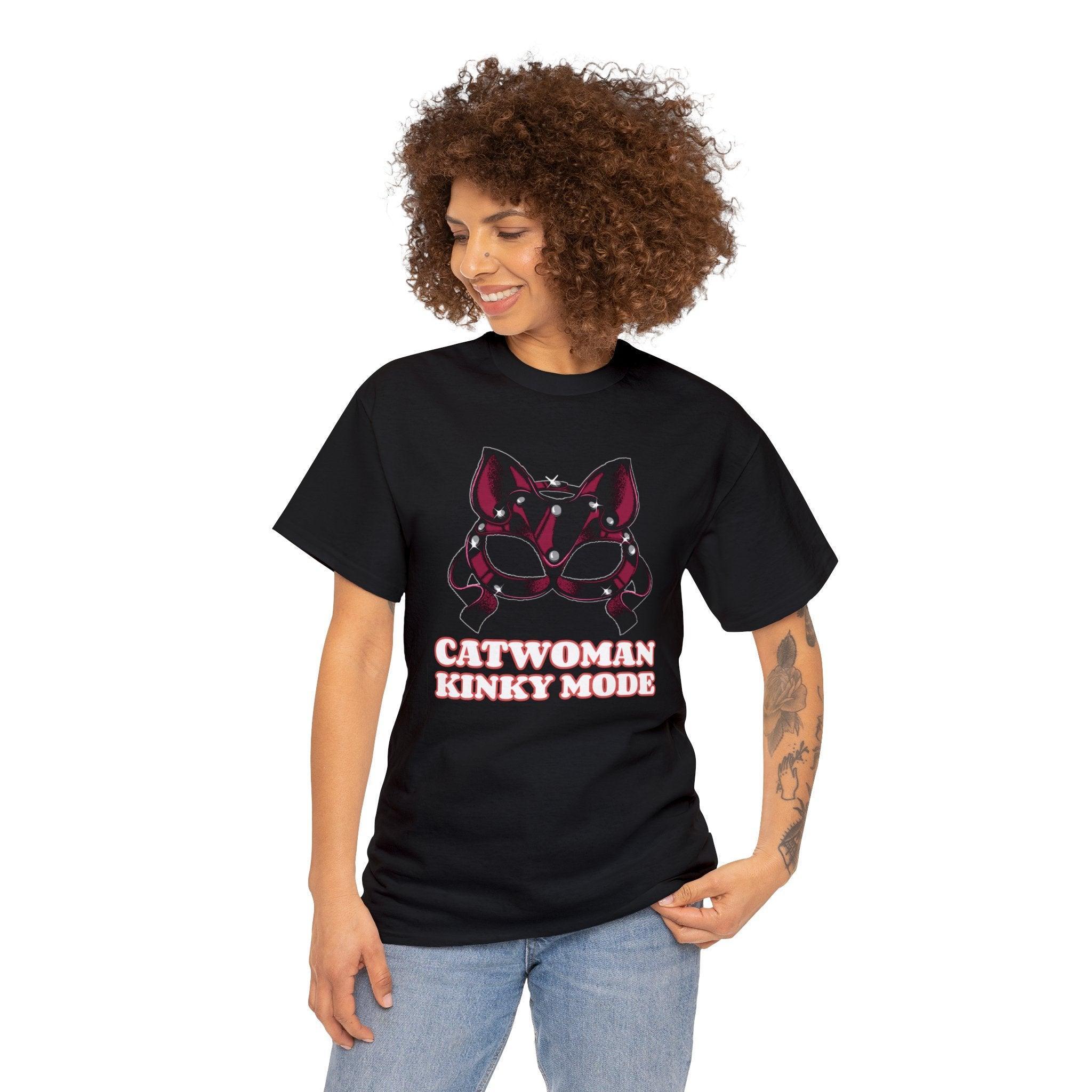 Catwoman Kinky Mode - T-Shirt - Witty Twisters Fashions