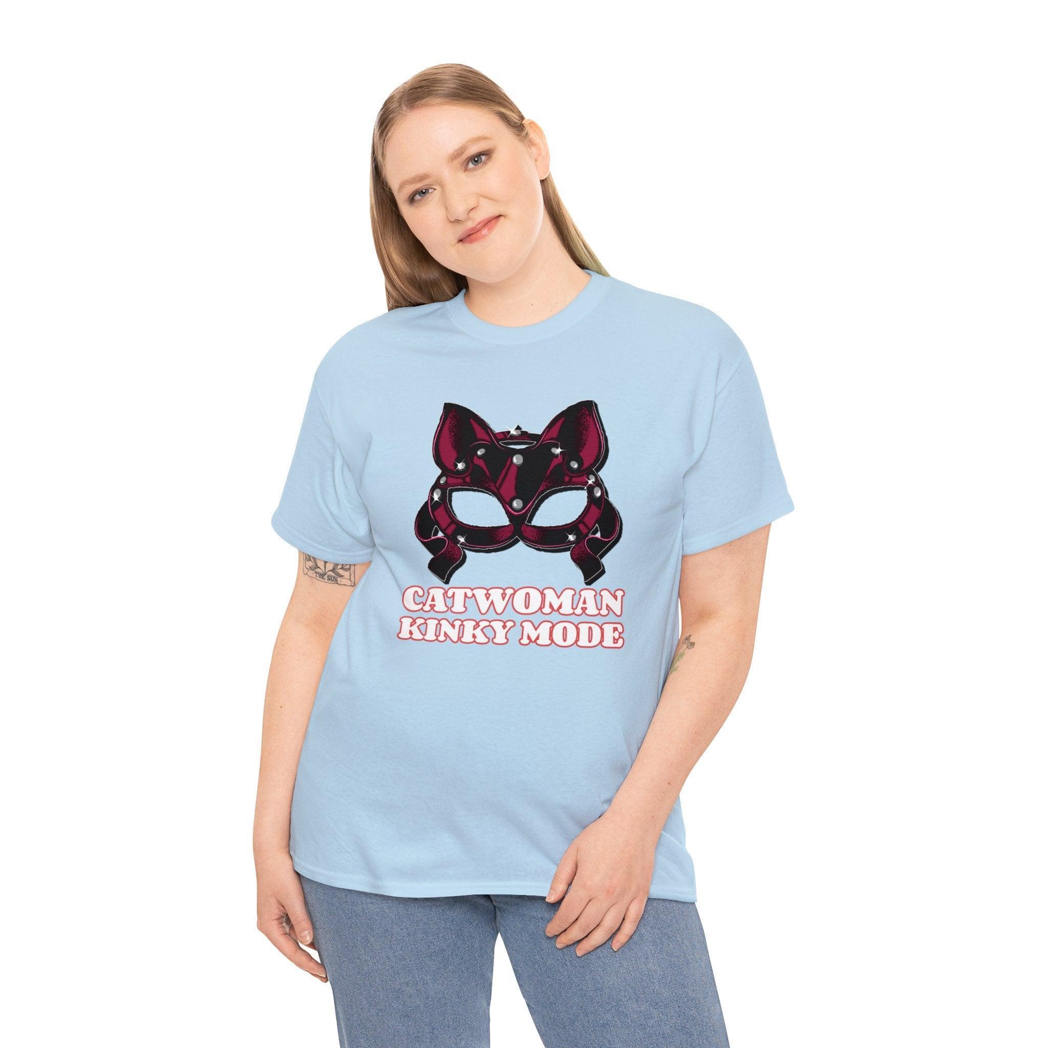 Catwoman Kinky Mode - T-Shirt - Witty Twisters Fashions